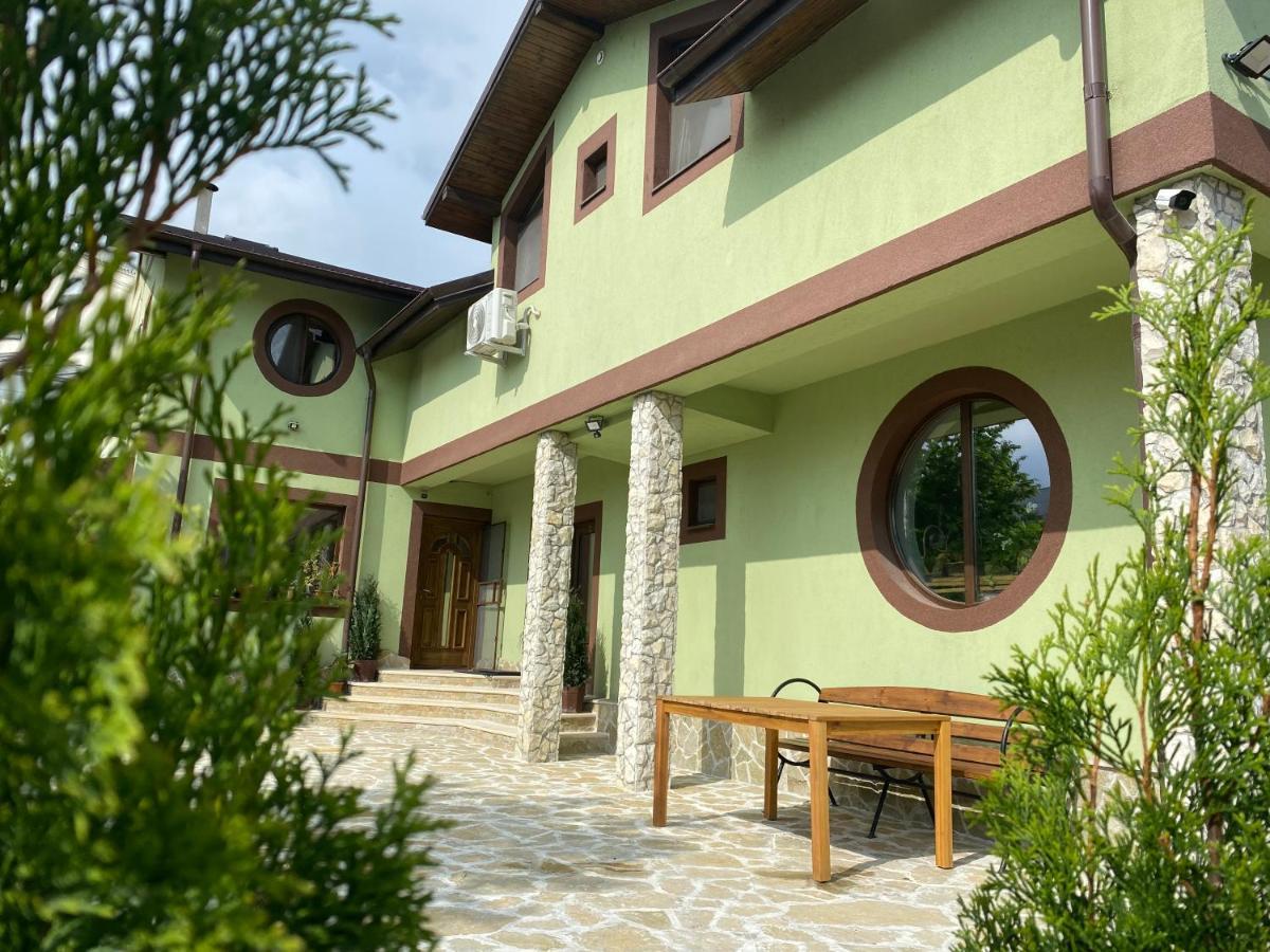 Casa Adelmar Hotell Tulcea Exteriör bild